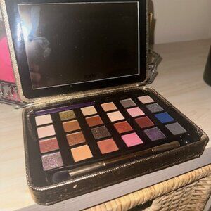 Tarte Winter Wonderglam Eyeshadow Pallett